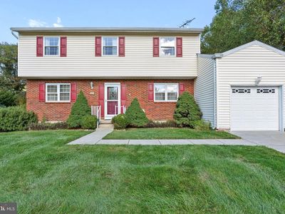 121 Lamport Rd