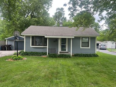 Property at 37 S Heather Dr, Crystal Lake, IL