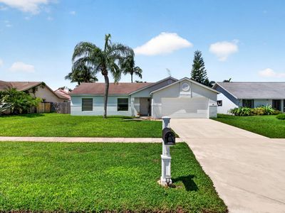 39 CEDAR Circle