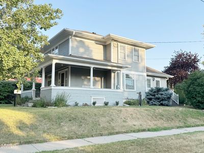 502 W Thayer Ave