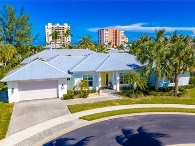 3932 Shoreside Dr