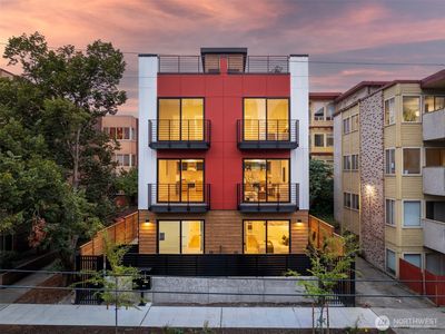 318 C Bellevue Avenue E