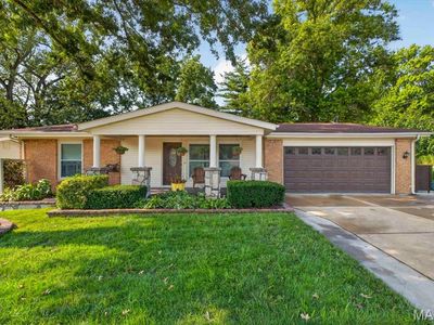 4482 Dantonaire Pl