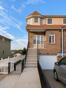 45 Fox Hill Ter