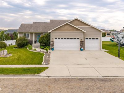 4819 Feldspar Dr