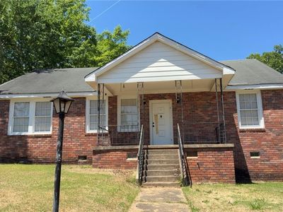 308 S 11th Ave