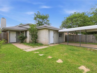 3113 Larkspur Cir