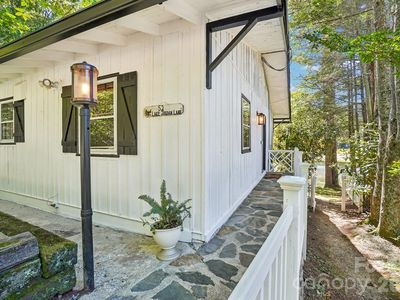 52 Lake Jordan Dr