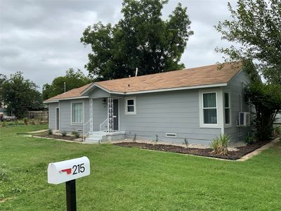 215 S 4th St