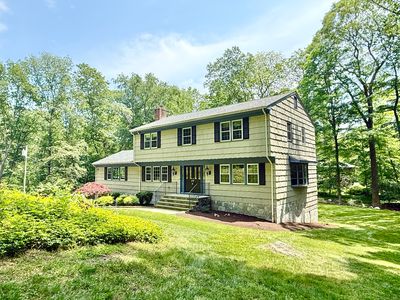 51 Boulder Brook Drive