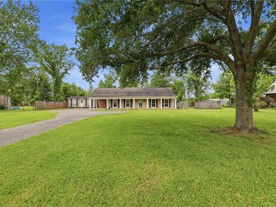 18499 Magnolia Est