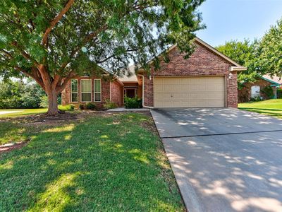 15601 Traditions Dr