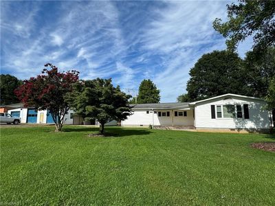 11684 Austin Traphill Rd