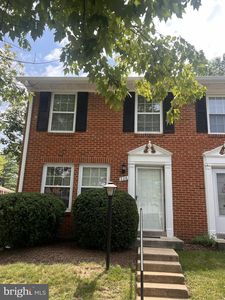 226 N Auburn Dr