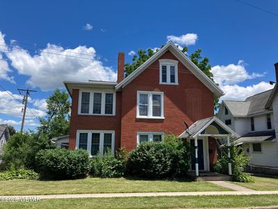 204 S Fairview St