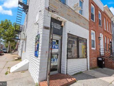 1131 W Cross St