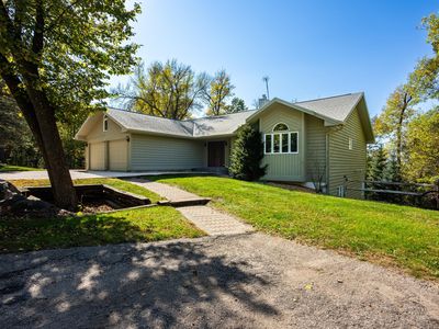 233 Basswood Trl