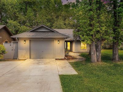 103 Hickory Dr.