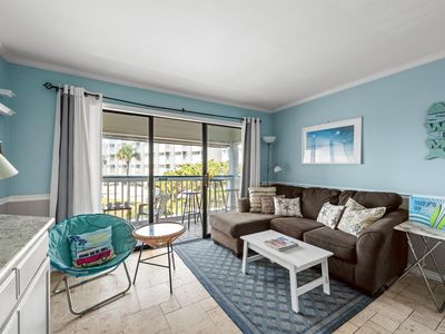 6102 Seawall Blvd #136