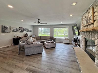 W360S2612 Scuppernong DRIVE