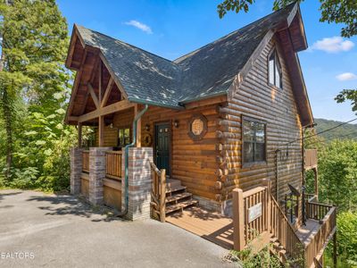 1424 Rocky Top Way