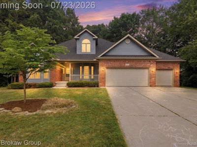 10261 Coachman Ct