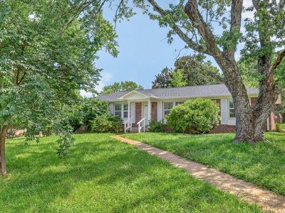 4913 Olivia Dr