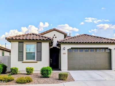 73 E Capricorn Way