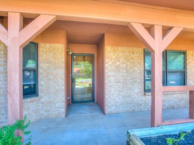 1206 Gregory Dr