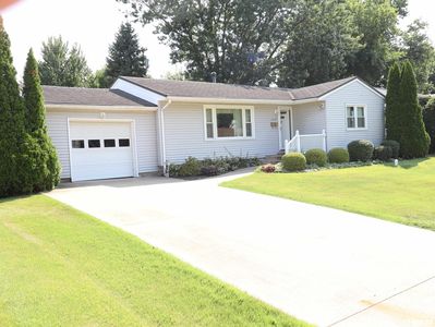 3324 Crestview Dr