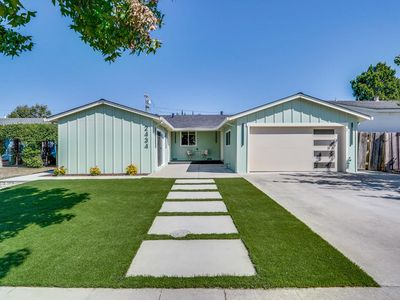 2434 Le Bain Dr