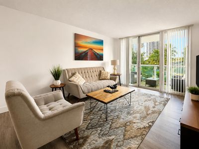 19370 Collins Avenue #301