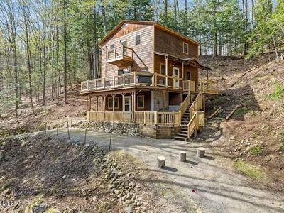 1487 River Road