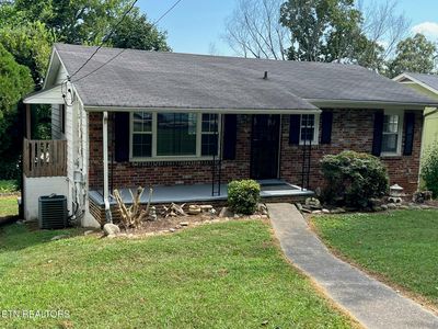 1024 Farragut Ave