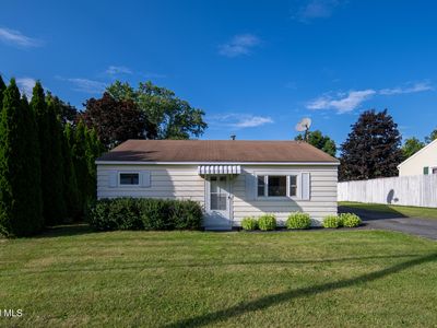 31 Riverview Drive