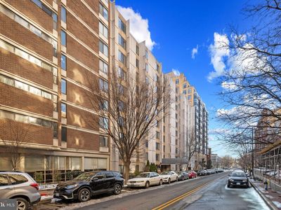 1440 N St NW APT 809