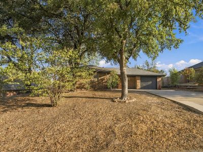 710 Parkridge Dr