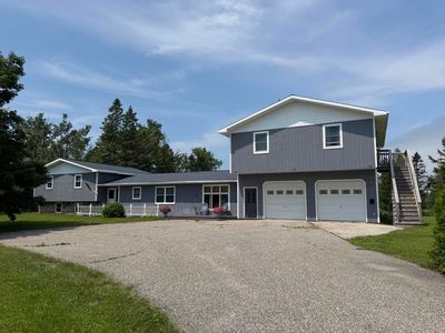694 W Portage St