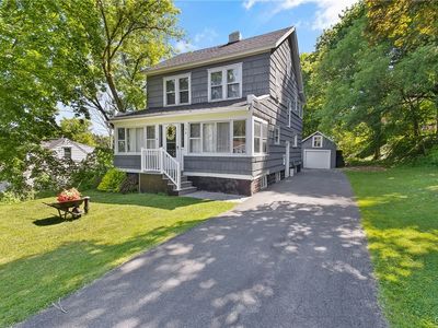 108 Huntington Rd