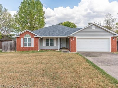 Property at 600 Tiffany Dr, Lavaca, AR