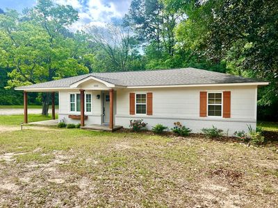 1332 Parker Dr