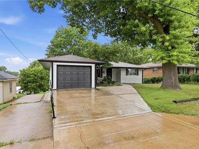 Property at 2806 N River Blvd, Sugar Creek, MO