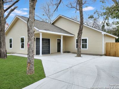 214 Uvalde