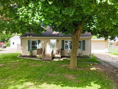 Property at 309 N 2nd St, Shepherd, MI