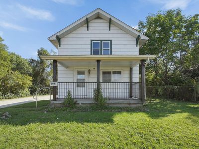 1203 E Innis Ave