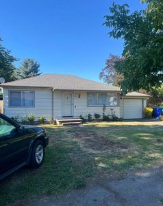 5431 SE Lexington St