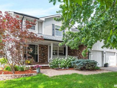 2592 Costa Dr