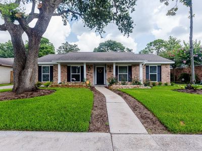 9410 Fairdale Ln