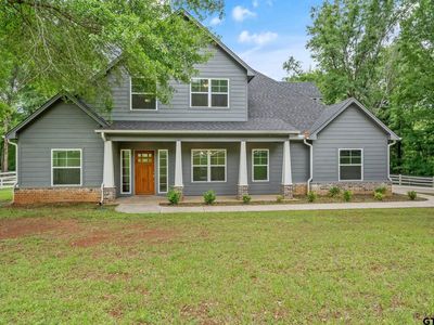 12320 East Cres #283