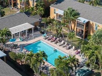 12642 Kenwood Ln APT B